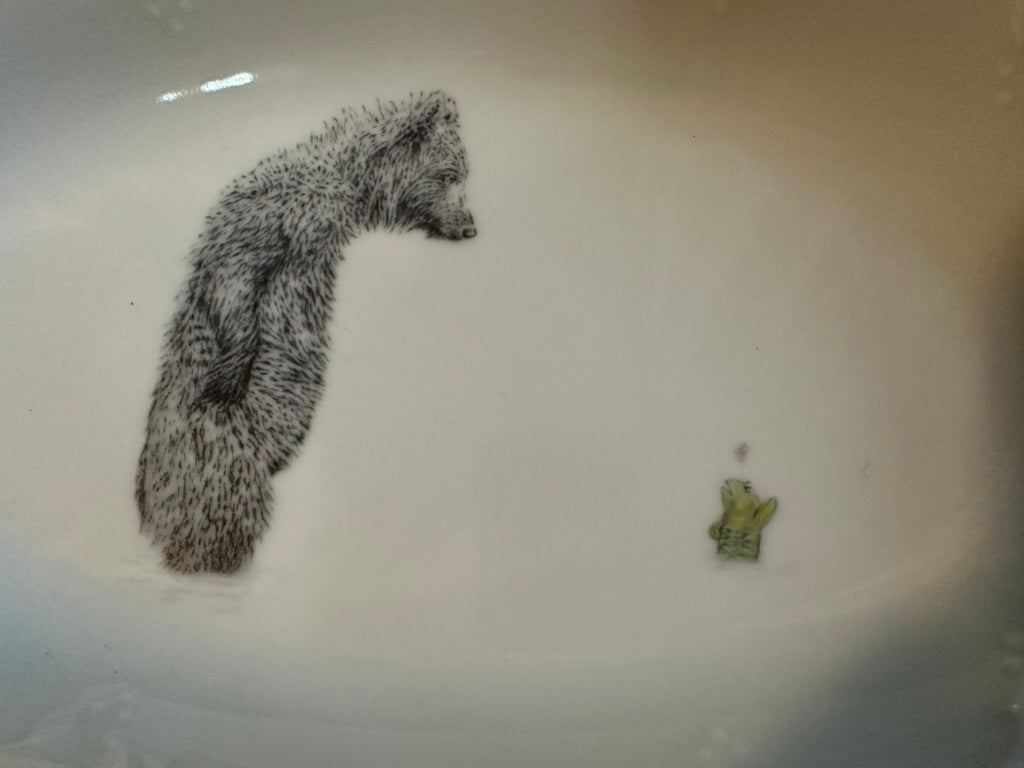 Vintage Platte Bär mit Fisch