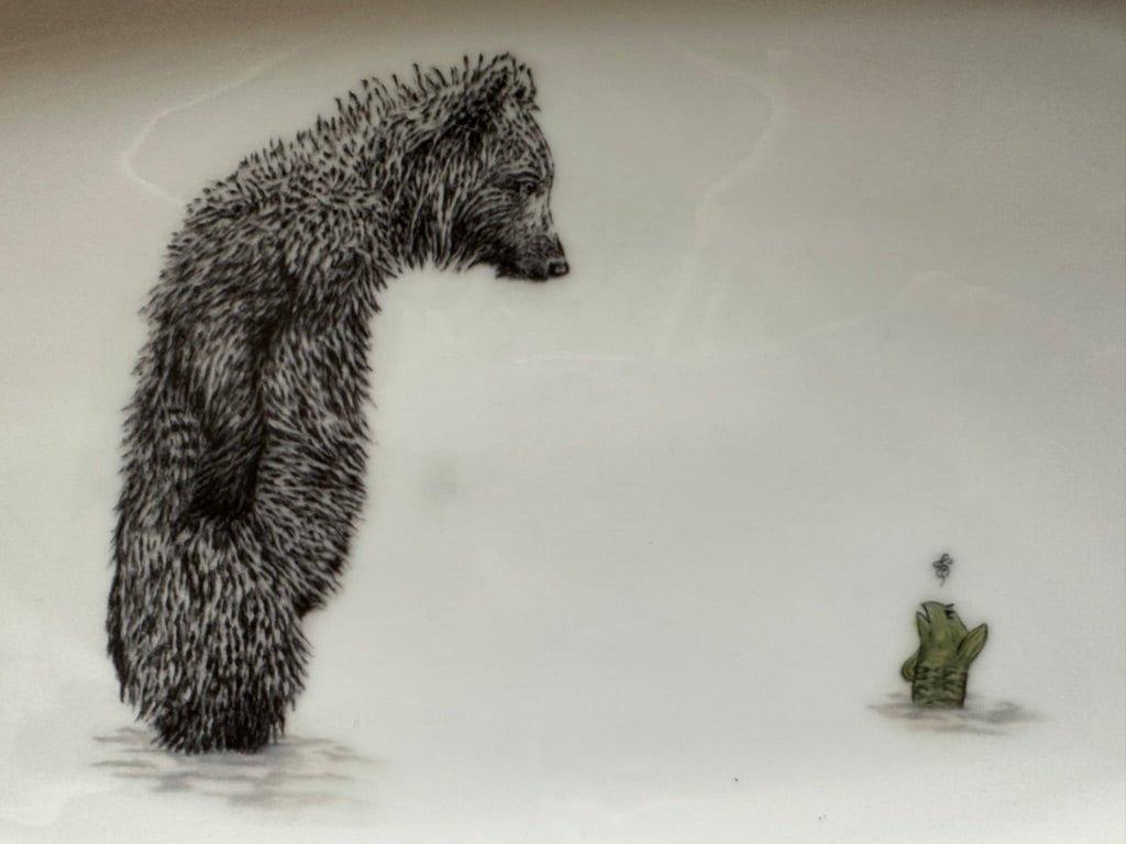 Vintage Platte Bär mit Fisch